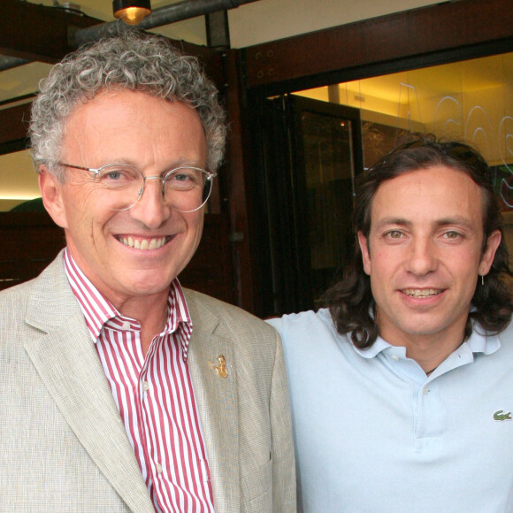 Nelson Monfort et Philippe Candeloro au tournoi de Roland Garros