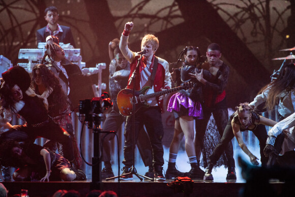 Ed Sheeran lors de la cérémonie des Brit Awards 2022 à l'O2 Arena à Londres, le 8 février 2022.