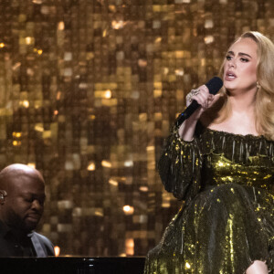 Adele lors de la cérémonie des Brit Awards 2022 à l'O2 Arena à Londres, le 8 février 2022.