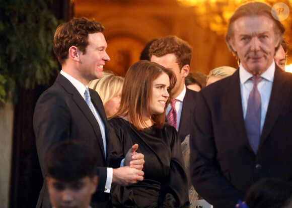 La princesse Eugenie et son mari Jack Brooksbank - Les duchesses d'York représentent la famille royale du Royaume Uni au mariage du prince Phílippos de Grèce et de Nina Flohr à Athènes le 23 octobre 2021.