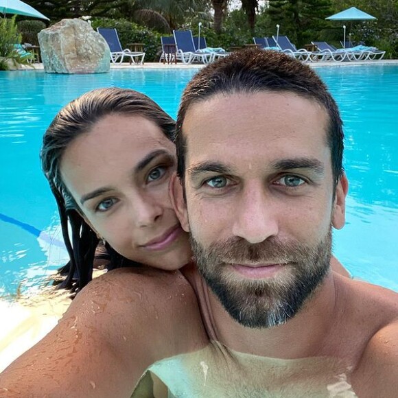 Marine Lorphelin et son fiancé Christophe profitent pleinement de leur nouvelle vie à deux, en Nouvelle-Calédonie.