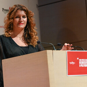 Marlène Schiappa, ministre déléguée chargée de la citoyenneté lors de la remise des prix "Humour et politique" du Press Club de France à Issy les Moulineaux le 7 décembre 2021