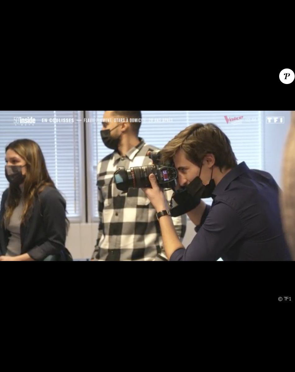 Flavie Flament photographiée par son fils Antoine. Il lui adresse des mots touchants. Émission "50' Inside", TF1