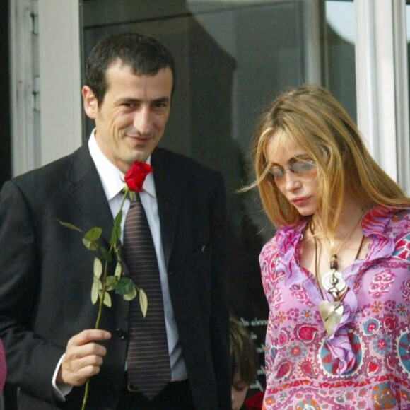 Vincent Meyer, Emmanuelle Béart et sa fille au mariage de Sandrine Bonnaire.