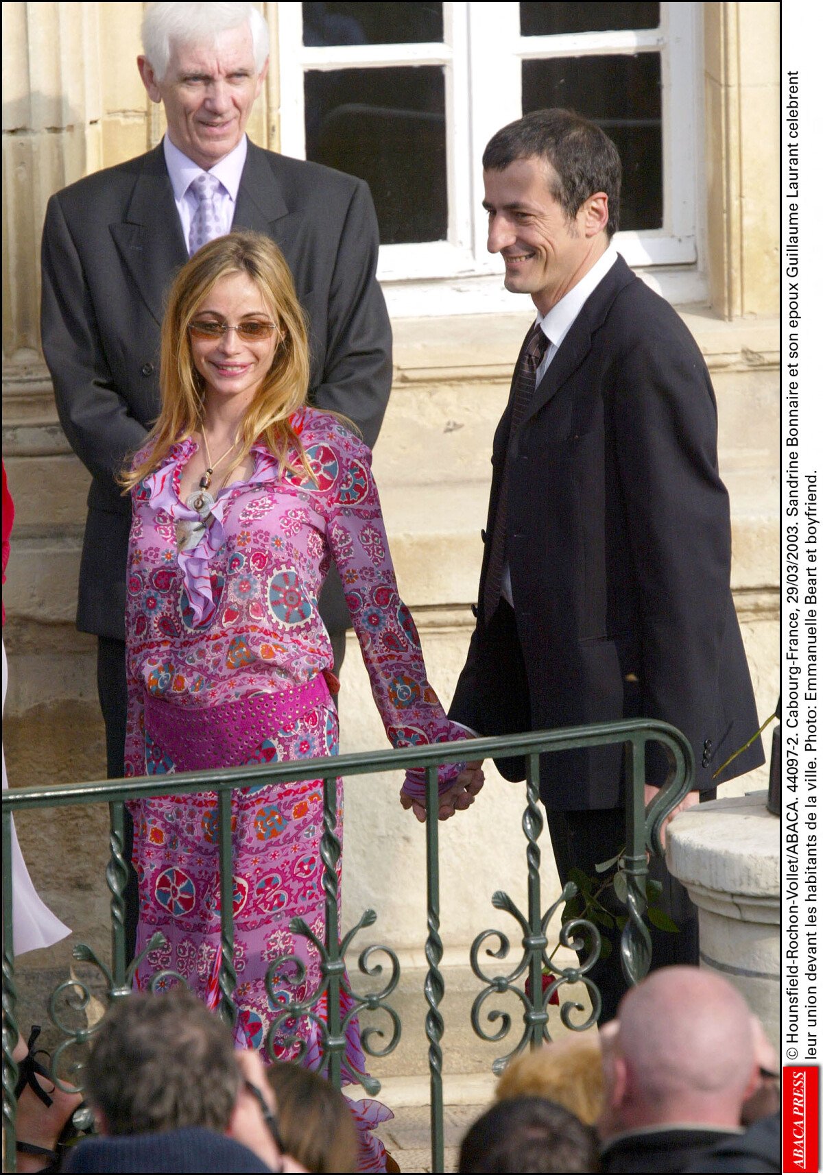 Photo : Vincent Meyer et Emmanuelle Béart au mariage de Sandrine Bonnaire.  © Hounsfield-Rochon-VolletABACA - Purepeople