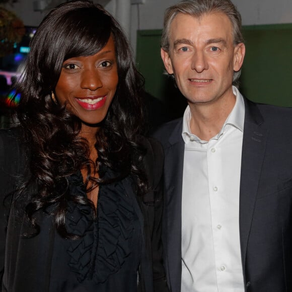 Gilles Verdez (chroniqueur TPMP, ancien rédacteur en chef du Parisien) et sa compagne Fatou Schotter - Soirée de la 2ème édition "Les étoiles du Parisien" à la Bellevilloise à Paris le 15 décembre 2014.