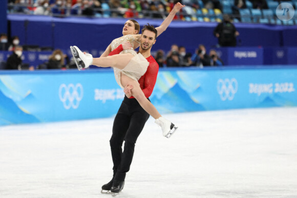 Les patineurs Gabriella Papadakis et Guillaume Cizeron remportent l'or dans l'épreuve de danse sur glace aux Jeux Olympiques d'Hiver de Pékin 2022 (JO Pékin 2022), à Pékin, Chine, le 14 février 2022. © Mickael Chavet/Zuma Press/Bestimage