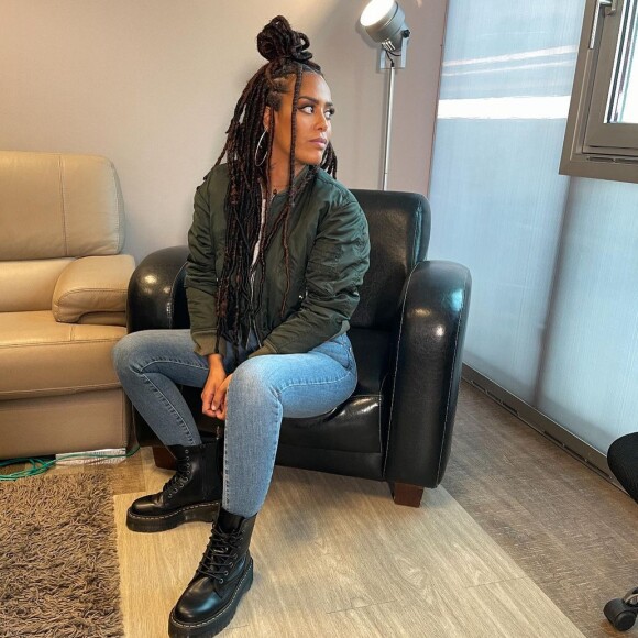 Amel Bent sur Instagram. Le 27 septembre 2021.