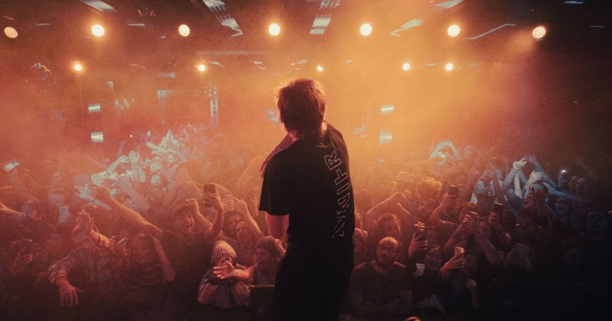 Orelsan fait le show à Tignes : Grosse soirée pour l’ouverture du Strike ! Orelsan fait le show à Tignes : Grosse soirée pour l’ouverture du Strike !