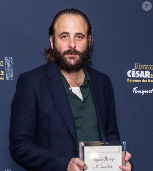 Vincent Macaigne au photocall du déjeuner des nommés aux César 2022 au Fouquet's à Paris, France © Olivier Borde/Bestimage 