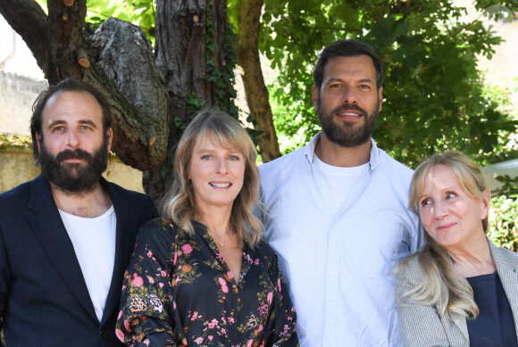 Vincent Macaigne, Karin Viard, Laurent Lafitte et Hélène Vincent - Photocall du film "L'origine du monde" lors du 14ème Festival du Film Francophone d'Angoulême. Le 26 août 2021 © Coadic Guirec / Bestimage