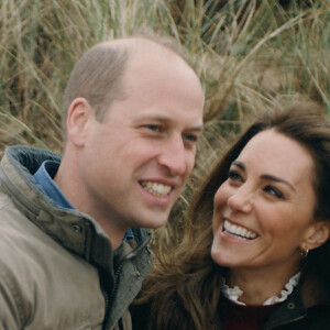 Le prince William et Kate Middleton - Le Duc et la Duchesse de Cambridge publient une vidéo privée en famille dans le Norfolk et dans leur résidence de Anmer Hall avec leurs 3 enfants pour marquer leur 10 ème anniversaire de mariage.