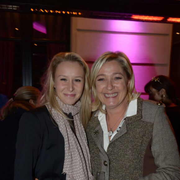 Marine Le Pen et Marion Maréchal - Cocktail dînatoire pour celebrer les 9 ans de "L'Aventure" à Paris le 13 novembre 2012