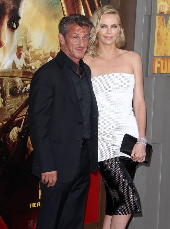 Charlize Theron et Sean Penn - Première du film "Mad Max - Fury Road" à Los Angeles le 7 Mai 2015