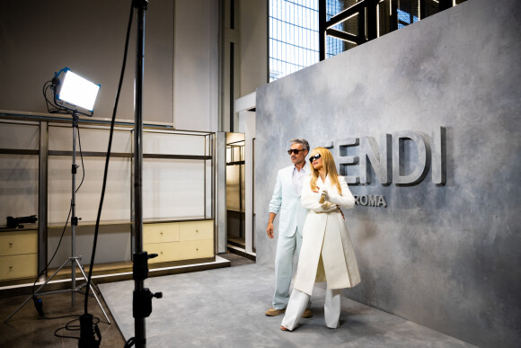 Rita Ora et son compagnon Taika Waititi ont assisté au défilé de mode Fendi, collection prêt-à-porter automne-hiver 2022/2023, lors de la Fashion Week de Milan. Le 23 février 2022. © Tiziano Da Silva / Bestimage