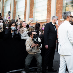 Rita Ora et son compagnon Taika Waititi ont assisté au défilé de mode Fendi, collection prêt-à-porter automne-hiver 2022/2023, lors de la Fashion Week de Milan. Le 23 février 2022. © Tiziano Da Silva / Bestimage