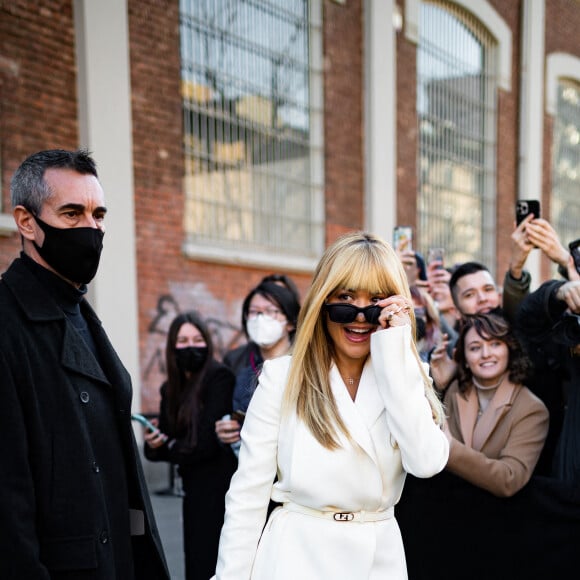 Rita Ora et son compagnon Taika Waititi ont assisté au défilé de mode Fendi, collection prêt-à-porter automne-hiver 2022/2023, lors de la Fashion Week de Milan. Le 23 février 2022. © Tiziano Da Silva / Bestimage