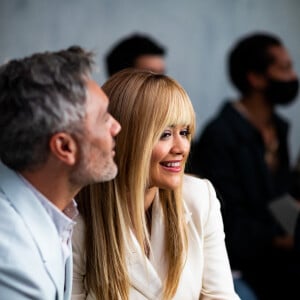 Rita Ora et son compagnon Taika Waititi ont assisté au défilé de mode Fendi, collection prêt-à-porter automne-hiver 2022/2023, lors de la Fashion Week de Milan. Le 23 février 2022. © Tiziano Da Silva / Bestimage