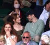 Phoebe Dynevor (actrice de la série "La Chronique des Bridgerton") et Pete Davidson au tournoi de Wimbledon. Londres, le 3 juillet 2021.