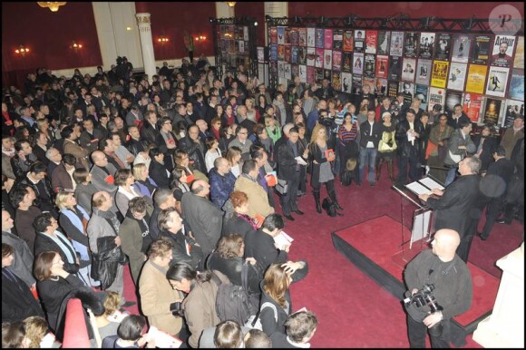 Tout le monde réunit pour la 19ème rencontre du théâtre privé (12 janvier 2010, Paris)