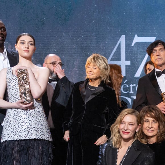 Sidonie Dumas, Omar Sy, Anamaria Vartolomei (Cesar du meilleur espoir féminin dans L'événement), Danièle Thompson, Ron et Russell Mael (du groupe Sparks), Cate Blanchett (César d'Honneur), Valérie Lemercier (Cesar de la meilleure actrice dans Aline) - 47ème édition de la cérémonie des César à l'Olympia à Paris le 25 février 2022. © Borde / Jacovides / Bestimage 