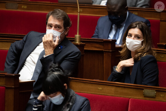Christophe Castaner et Coralie Dubost lors des questions du gouvernement à l'Assemblée nationale à Paris en novembre 2020