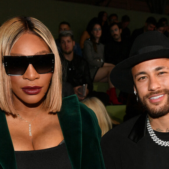 Serena Williams et Neymar Jr assistent au défilé de mode Balmain, collection automne-hiver 2022/2023, au Carreau du Temple. Paris, le 2 mars 2022 © Veeren-Christophe Clovis / Bestimage