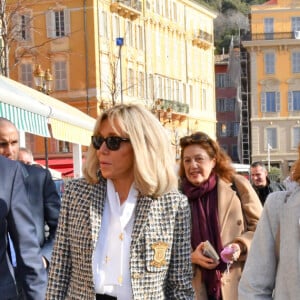 Christian Estrosi, le maire de Nice, Brigitte Macron, Laura Tenoudji Estrosi et Didier Deschamps durant la clôture nationale de l'opération Pièces Jaunes 2022, sur la colline du Château à Nice, le 4 février 2022