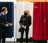 Le président de la république Emmanuel Macron, sa femme Brigitte Macron - Le président de la république et sa femme vont voter pour le second tour des élections régionales et départementales au palais des Congres au Touquet le 27 juin 2021
