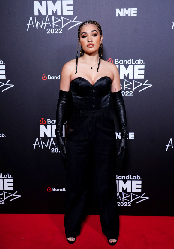 Mabel assiste aux NME Awards à la Brixton Academy. Londres, le 2 mars 2022.