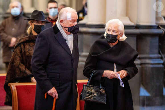 Le roi Albert II et la reine Paola de Belgique - Célébration eucharistique annuelle à la mémoire des membres décédés de la famille royale de Belgique à l'église Onze-Lieve-Vrouw de Laeken en Belgique le 17 février 2022.