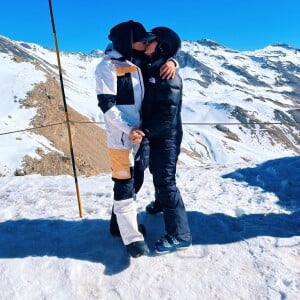 Alizée : vacances à la neige avec Grégoire Lyonnet et l'adorable Maggy 