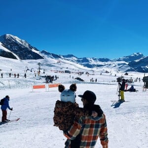 Alizée : vacances à la neige avec Grégoire Lyonnet et l'adorable Maggy 