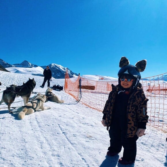 Alizée : vacances à la neige avec Grégoire Lyonnet et l'adorable Maggy 