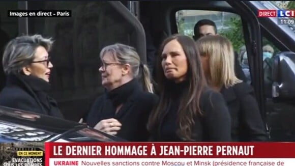 Nathalie Marquay lors de son arrivée aux obsèques de Jean-Pierre Pernaut