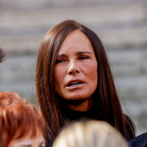 Nathalie Marquay et son fils Tom - Obsèques de Jean-Pierre Pernaut en la Basilique Sainte-Clotilde à Paris le 9 mars 2022. © Cyril Moreau / Bestimage