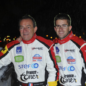 Presentation de la nouvelle voiture de Jean-Pierre et Olivier Pernaut pour le trophee Andros sur le pont de l'Alma a Paris le 4 Decembre 2012. 