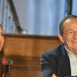 Jean-Pierre Pernaut et sa femme Nathalie Marquay lors de l'enregistrement de l'émission "Animaux Stars" le 23 novembre 2021. © Veeren/Bestimage