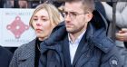 Les proches de Jean-Pierre Pernaut présents à ses obsèques, à Paris. Parmi eux, son fils aîné Olivier venu avec sa compagne Catherine Dupraz et leur fils Léo.