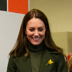 Le prince William, duc de Cambridge, et Catherine (Kate) Middleton, duchesse de Cambridge, visitent le Neon Youth Club à Blaenavon, le 1er mars 2022.