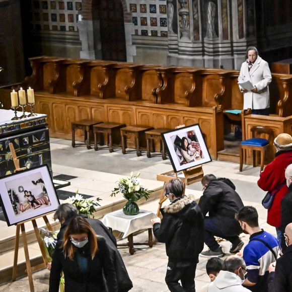 Un rassemblement religieux a lieu à la cathédrale d'Albi, France, le 8 janvier 2022, à l'initiative de la soeur et d'une amie de Delphine Jubillar. © Thierry Breton/Panoramic/Bestimage 
