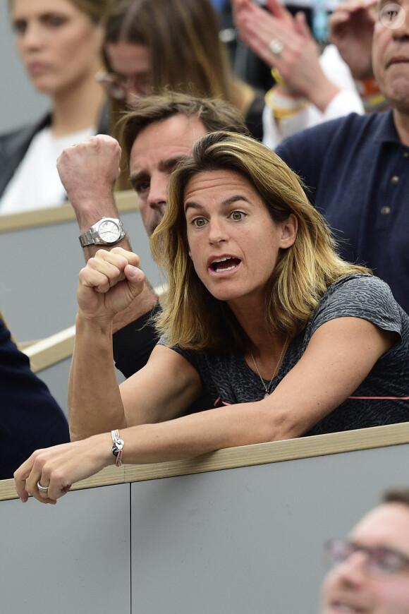 Amélie Mauresmo (entraineur de L.Pouille) dans les tribunes lors des internationaux de tennis de Roland Garros à Paris, France, le 30 mai 2019. © Jean-Baptiste Autissier/Bestimage 