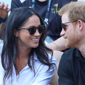 Première apparition officielle du prince Harry et sa compagne Meghan Markle dans les tribunes de la finale de tennis à la troisième édition des Invictus Games à Toronto, Ontario, Canada, le 25 septembre 2017.