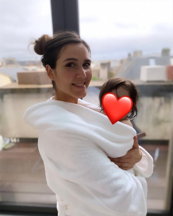 Joyce Jonathan, maman d'une petite fille, pose avec bébé sur Instagram. Février 2022.