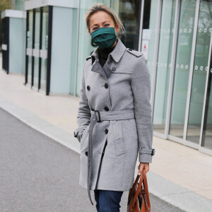Exclusif - Anne-Sophie Lapix devant les studios de Radio France à Paris, le 13 novembre 2020.