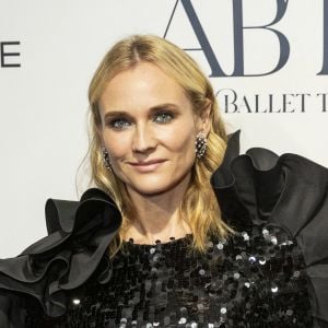 Diane Kruger wearing dress by Wes Gordon for Carolina Herrera au photocall du gala "American Ballet Theatre" à New York