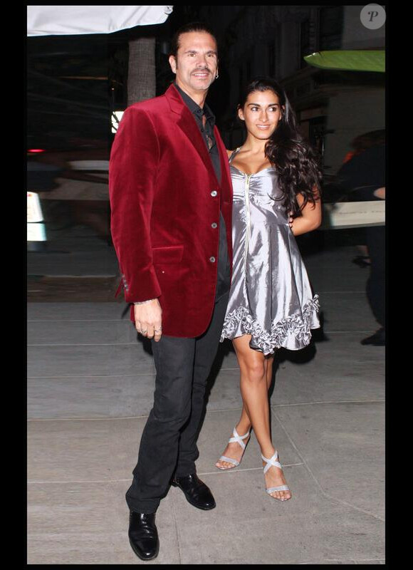 Lorenzo Lamas et sa nouvelle petite amie à Los Angeles le 14 janvier 2010