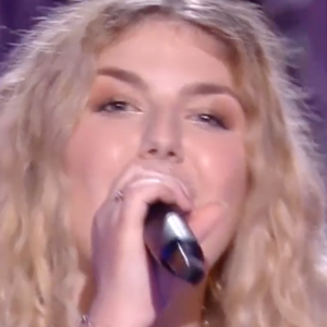 Elise rejoint l'équipe de Florent Pagny dans "The Voice 11" - Émission du 19 mars 2022, TF1