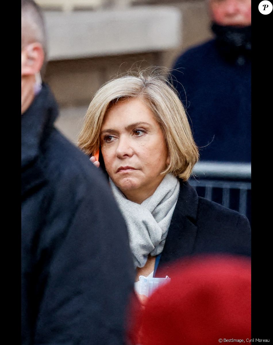 Valérie Pécresse - Obsèques de Jean-Pierre Pernaut en la Basilique Sainte-Clotilde à Paris le 9 mars 2022. © Cyril Moreau / Bestimage