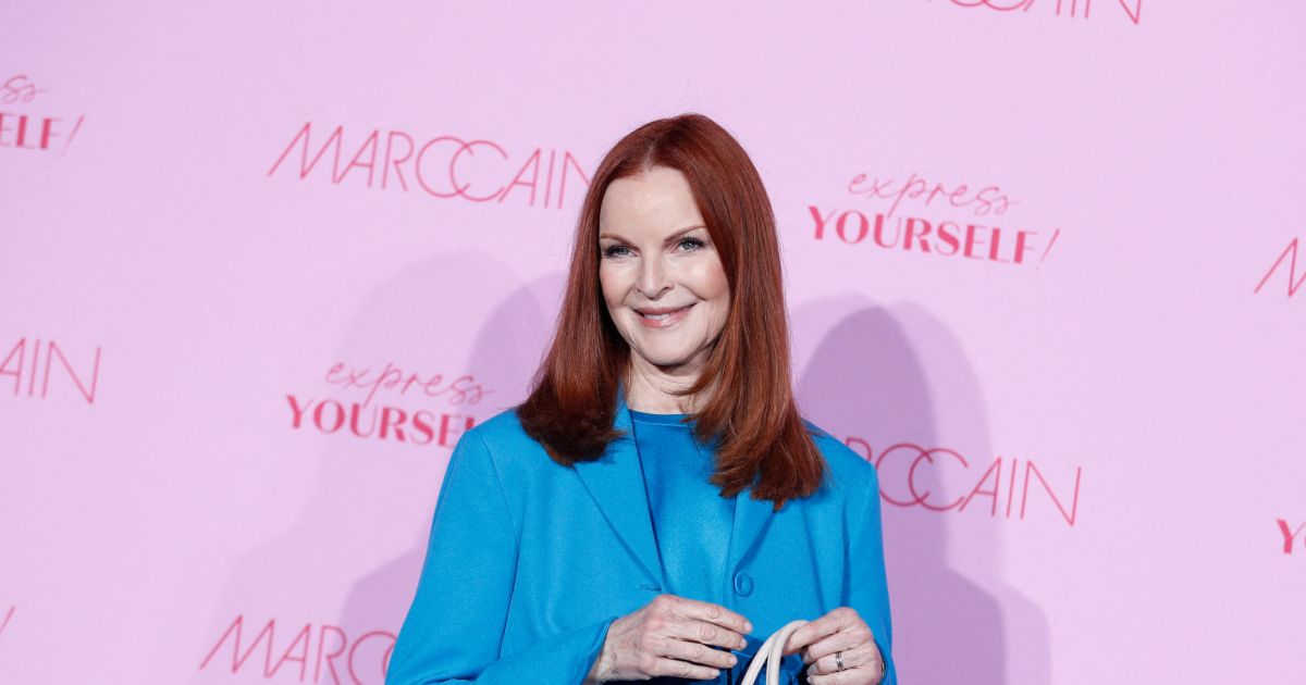 Marcia Cross assiste au défilé Marc Cain, collection automne-hiver 2022